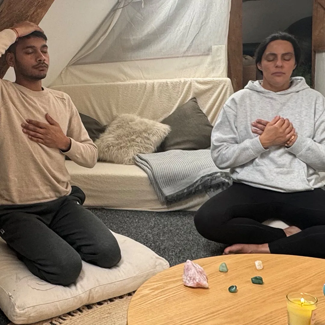 Mindfulness teachings from Holly Smith